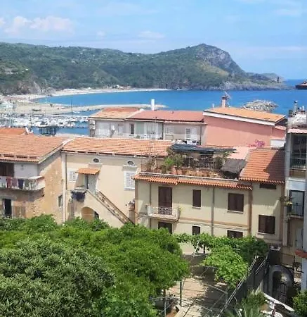 Finestra Sul Porto Marina di Camerota