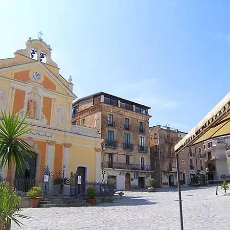 Finestra Sul Porto Apartment